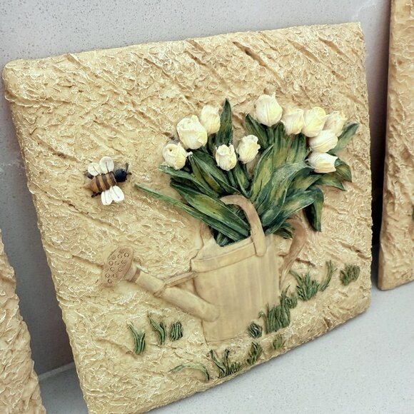 Cheri Blum Set Of 3 3D Resin Hanging Wall Plaques Plants Butterflies And Herbs - Picture 3 of 12